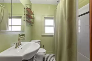 371 North St, Elgin, IL 60120 - Photo 15