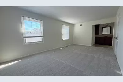 630 Cobblestone Lane, Buffalo Grove, IL 60089 - Photo 13