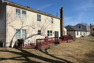 630 Cobblestone Ln, Buffalo Grove, IL 60089 - Photo 35