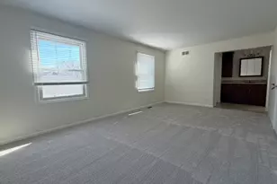 630 Cobblestone Ln, Buffalo Grove, IL 60089 - Photo 25