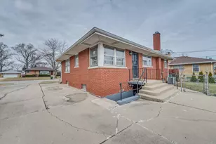 8837 Oketo Ave, Morton Grove, IL 60053 - Photo 23