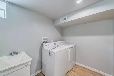 8837 Oketo Avenue, Morton Grove, IL 60053 - Photo 21