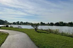 5 Cedar Ct, Vernon Hills, IL 60061 - Photo 15