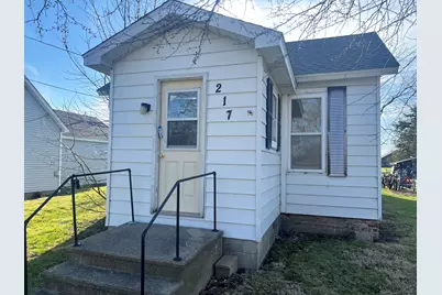 217 S Missouri Street, Atwood, IL 61913 - Photo 1