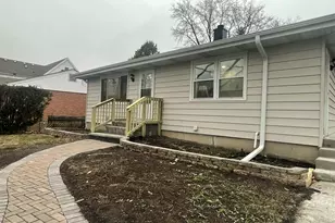 371 N Fairfield Ave, Lombard, IL 60148 - Photo 5