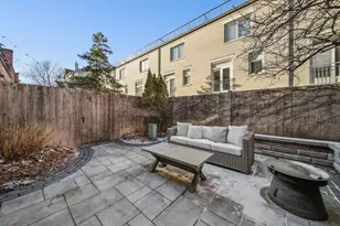 2658 N Southport Ave, Chicago, IL 60614 - Photo 9