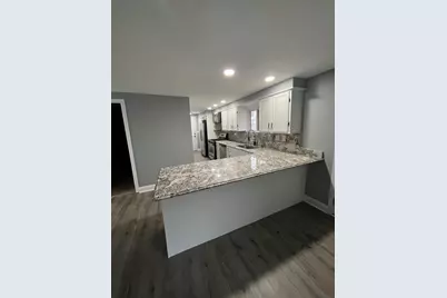 518 Tyler Drive, Carpentersville, IL 60110 - Photo 9