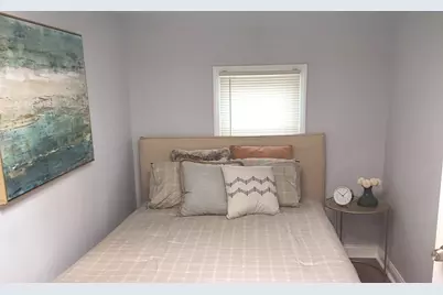 7655 S Clyde Avenue, Chicago, IL 60649 - Photo 11