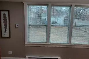 7655 S Clyde Ave, Chicago, IL 60649 - Photo 17