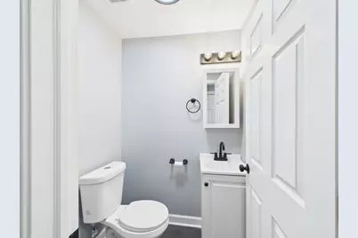 1729 E 67th Street #2E, Chicago, IL 60649 - Photo 9
