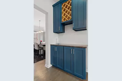 2062 N Broadmoor Lane, Vernon Hills, IL 60061 - Photo 9