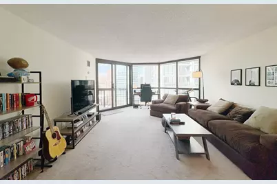 33 W Delaware Place #17D, Chicago, IL 60610 - Photo 3