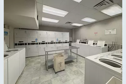 33 W Delaware Place #17D, Chicago, IL 60610 - Photo 13