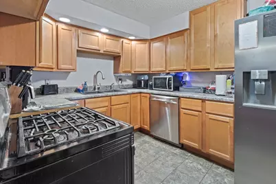 207 E Taylor Street, Grant Park, IL 60940 - Photo 5