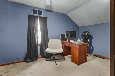 207 E Taylor Street, Grant Park, IL 60940 - Photo 15