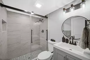 2114 S 10th Ave, Maywood, IL 60153 - Photo 19