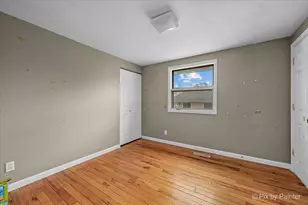 1429 Kings Rd, Carpentersville, IL 60110 - Photo 13