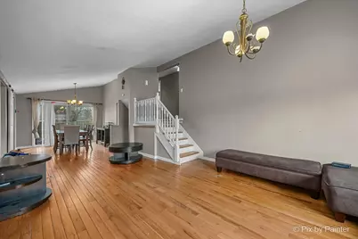 1429 Kings Road, Carpentersville, IL 60110 - Photo 5