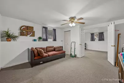 1429 Kings Road, Carpentersville, IL 60110 - Photo 17