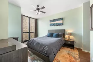 210 S Desplaines St, Chicago, IL 60661 - Photo 13