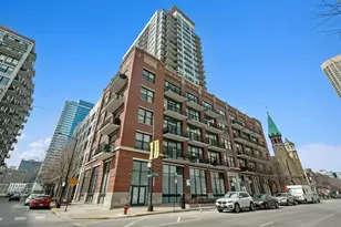 210 S Desplaines St, Chicago, IL 60661 - Photo 1