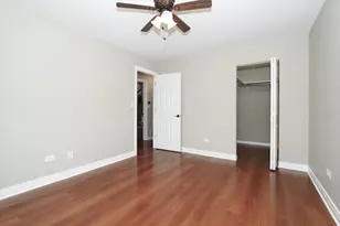 677 Cumberland Trail, Roselle, IL 60172 - Photo 19