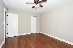 677 Cumberland Trail, Roselle, IL 60172 - Photo 17