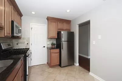 677 Cumberland Trail #2B, Roselle, IL 60172 - Photo 9