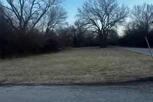 3747 W 140th Pl, Robbins, IL 60472 - Photo 1