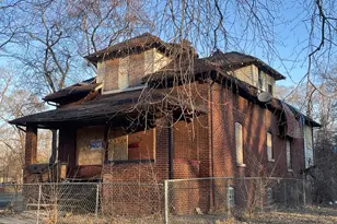 302 E 134th St, Chicago, IL 60827 - Photo 3