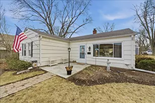 321 Grant Ave, Geneva, IL 60134 - Photo 7