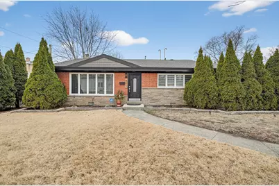 8632 New England Avenue, Burbank, IL 60459 - Photo 1