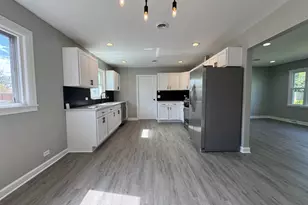 5735 W 80th St, Burbank, IL 60459 - Photo 5