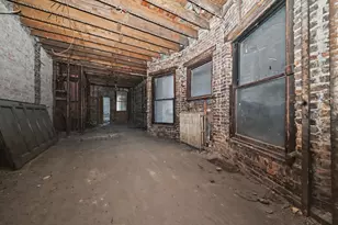 3549 S Indiana Ave, Chicago, IL 60653 - Photo 9