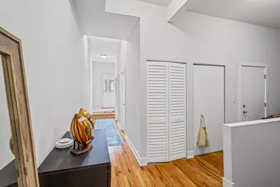 1450 W Barry Avenue, Chicago, IL 60657 - Photo 19