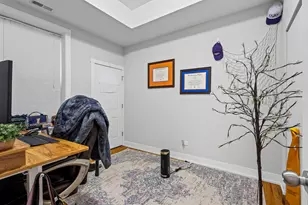 1450 W Barry Ave, Chicago, IL 60657 - Photo 9