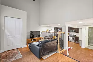 1450 W Barry Ave, Chicago, IL 60657 - Photo 43