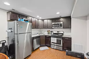 1450 W Barry Ave, Chicago, IL 60657 - Photo 41