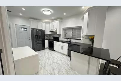 5716 N Campbell Avenue #1, Chicago, IL 60659 - Photo 7