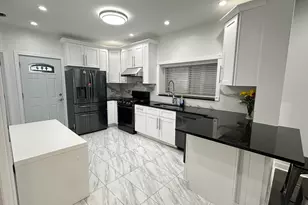 5716 N Campbell Ave, Chicago, IL 60659 - Photo 7