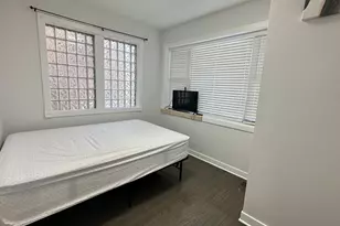 5716 N Campbell Ave, Chicago, IL 60659 - Photo 11