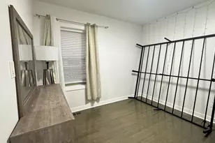 5716 N Campbell Ave, Chicago, IL 60659 - Photo 9