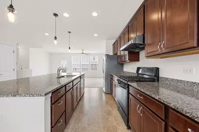 6310 Main Street, Woodridge, IL 60517 - Photo 11