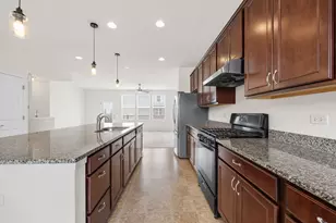 6310 Main St, Woodridge, IL 60517 - Photo 11