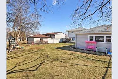 7854 Deerfield Avenue, Woodridge, IL 60517 - Photo 19