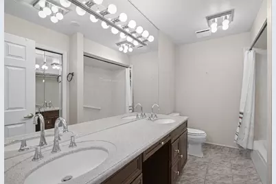 350 E Dundee Road #207B, Buffalo Grove, IL 60089 - Photo 9