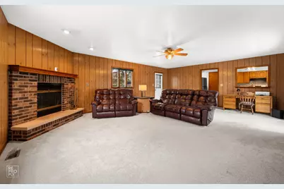 678 Middlebury Lane, Elk Grove Village, IL 60007 - Photo 15