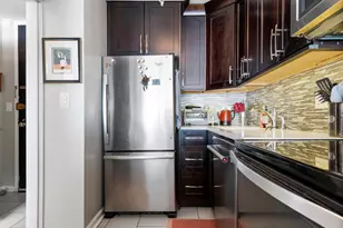 5455 N Sheridan Rd, Chicago, IL 60640 - Photo 13