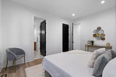 2636 W Evergreen Avenue #1, Chicago, IL 60622 - Photo 11