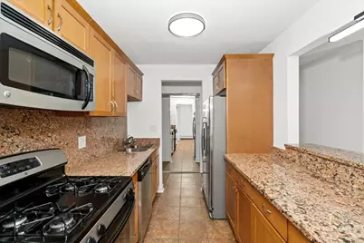 1107 S Old Wilke Road #208, Arlington Heights, IL 60005 - Photo 17